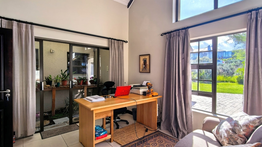 5 Bedroom Property for Sale in Num Num Cape Estate Western Cape